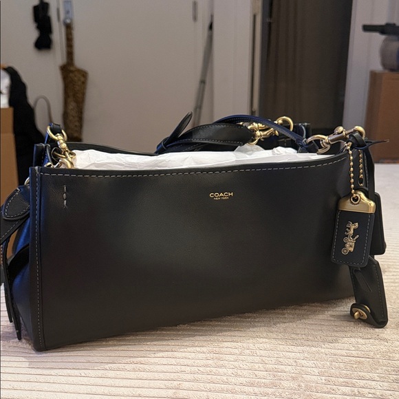 COACH ROGUE 34 BNWT - Picture 1 of 3